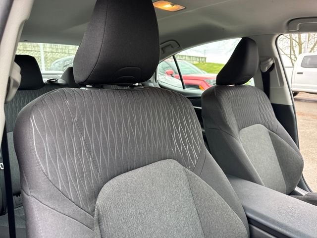 Used 2025 Toyota Camry LE FWD image 24