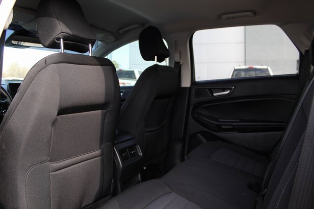 Used 2024 Ford Edge SE image 14