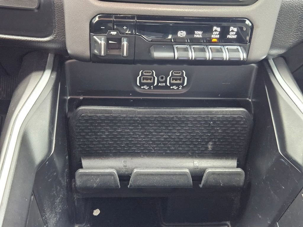 Used 2022 RAM 3500 Big Horn w/ Level A Equipment Group AWD/4WD image 27