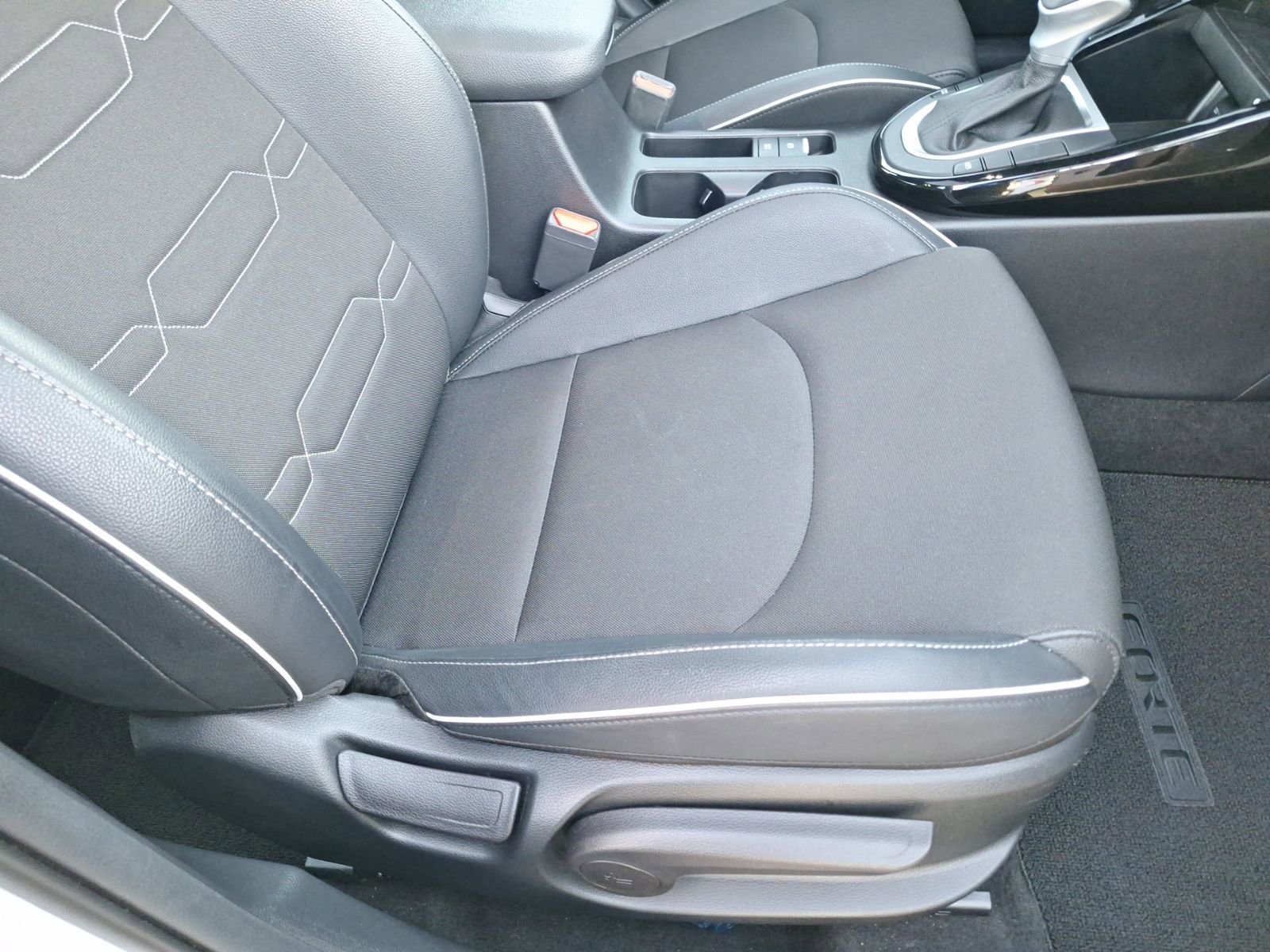 Used 2022 Kia Forte GT-Line w/ GT-Line Premium Package image 36