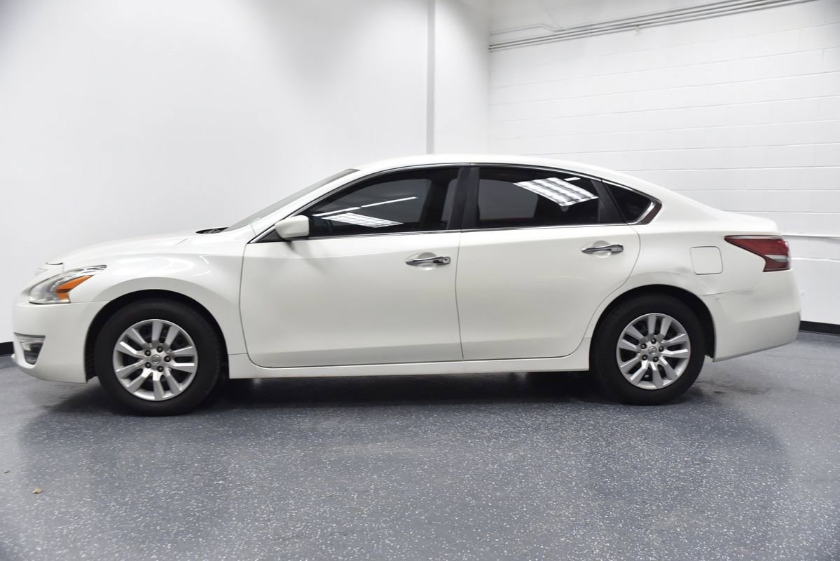 Used 2013 Nissan Altima 2.5 S image 6