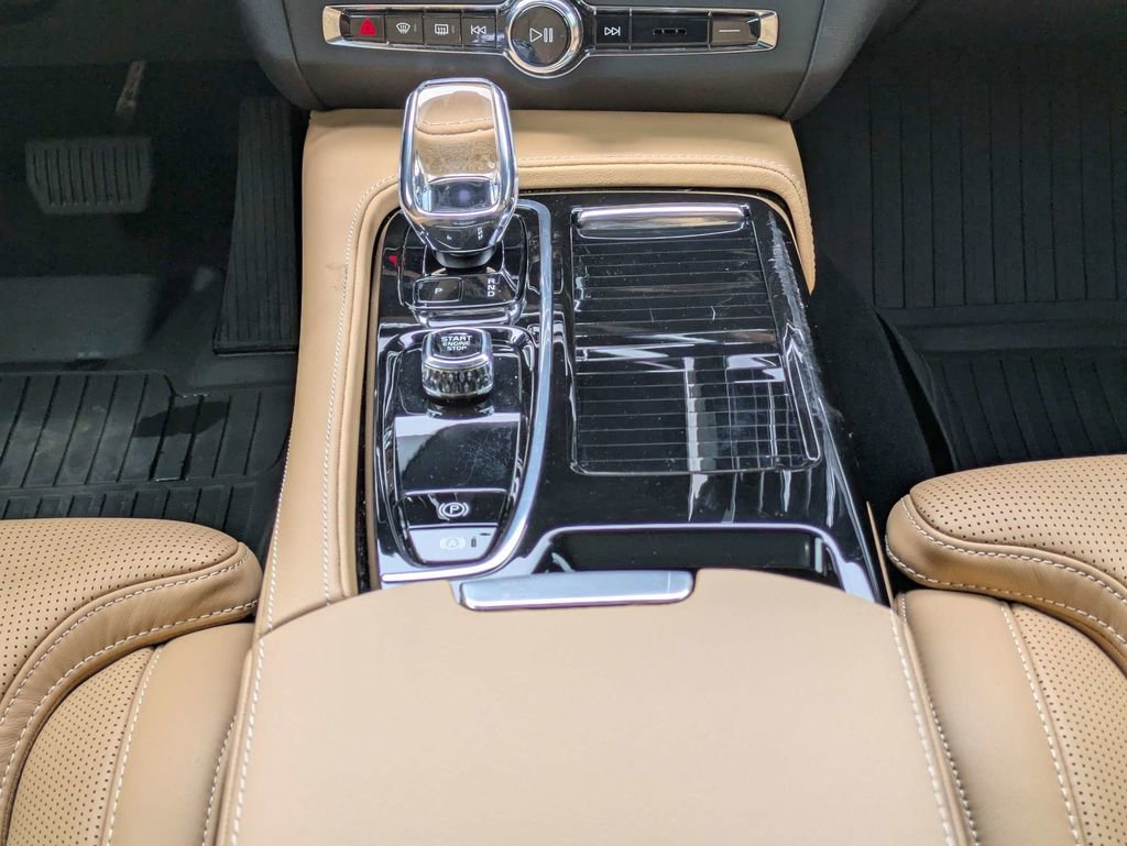 Certified 2024 Volvo S90 T8 Ultimate image 21