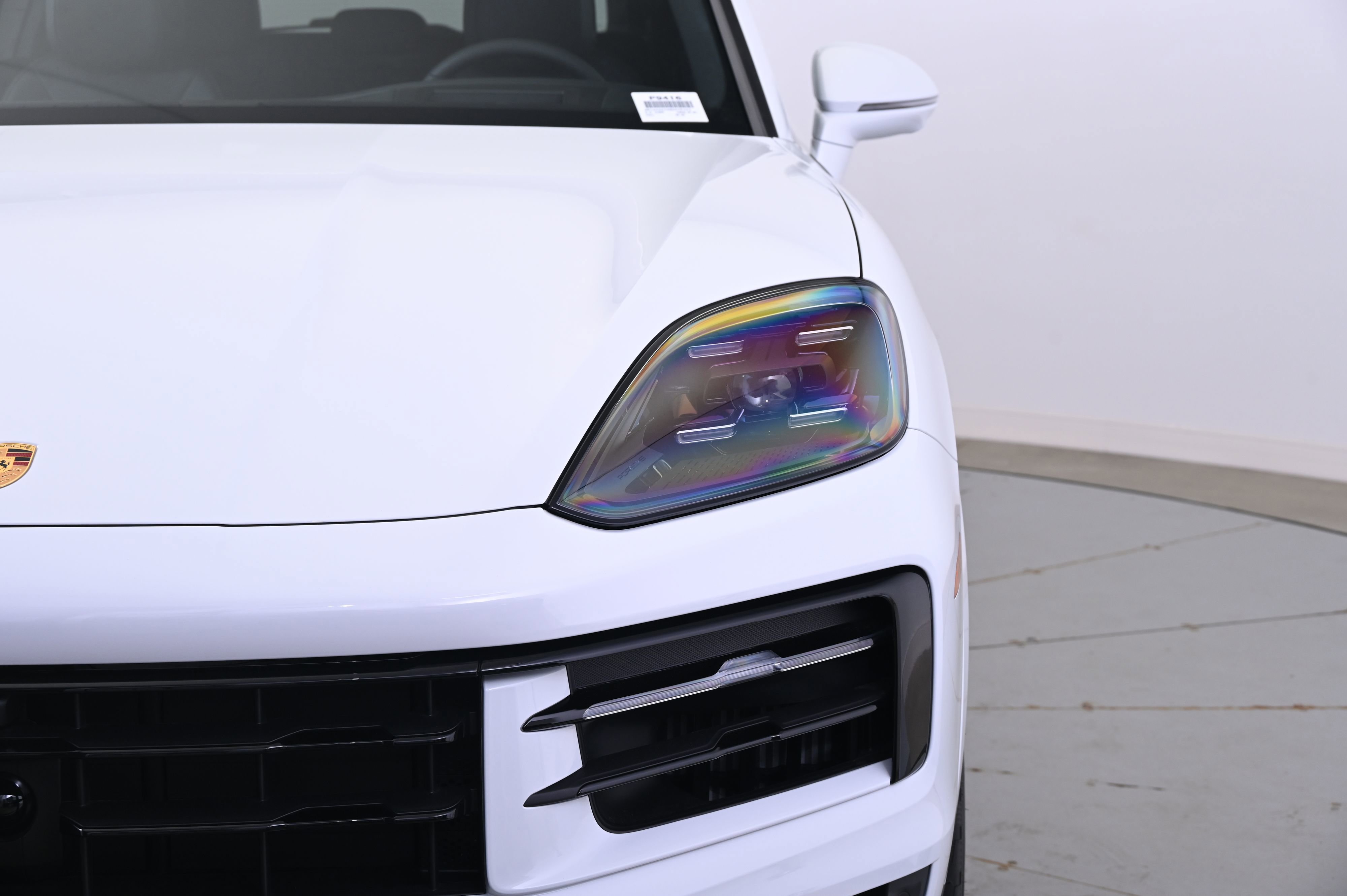 Certified 2025 Porsche Cayenne image 12