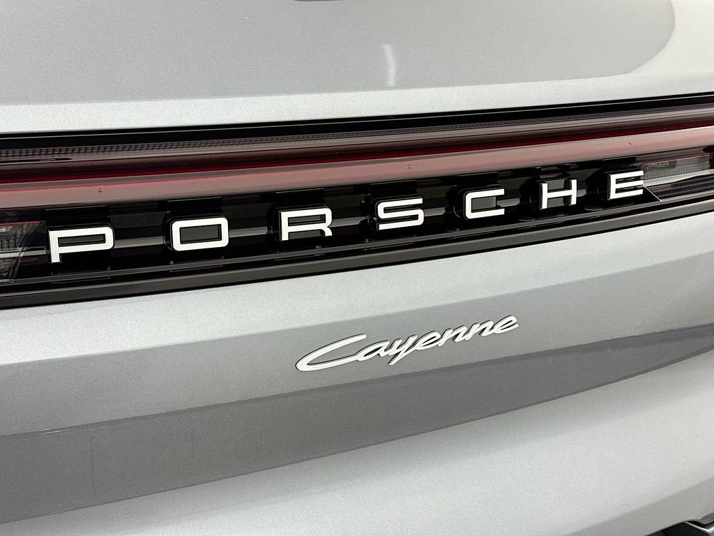 New 2026 Porsche Cayenne AWD/4WD image 35