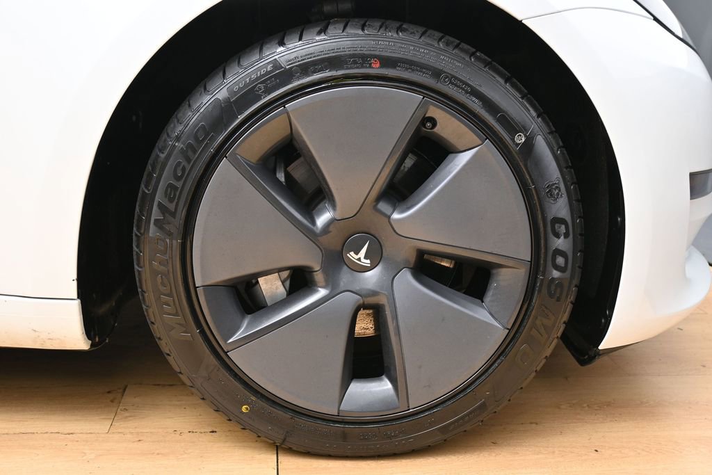 Used 2023 Tesla Model 3 Standard Range RWD image 11