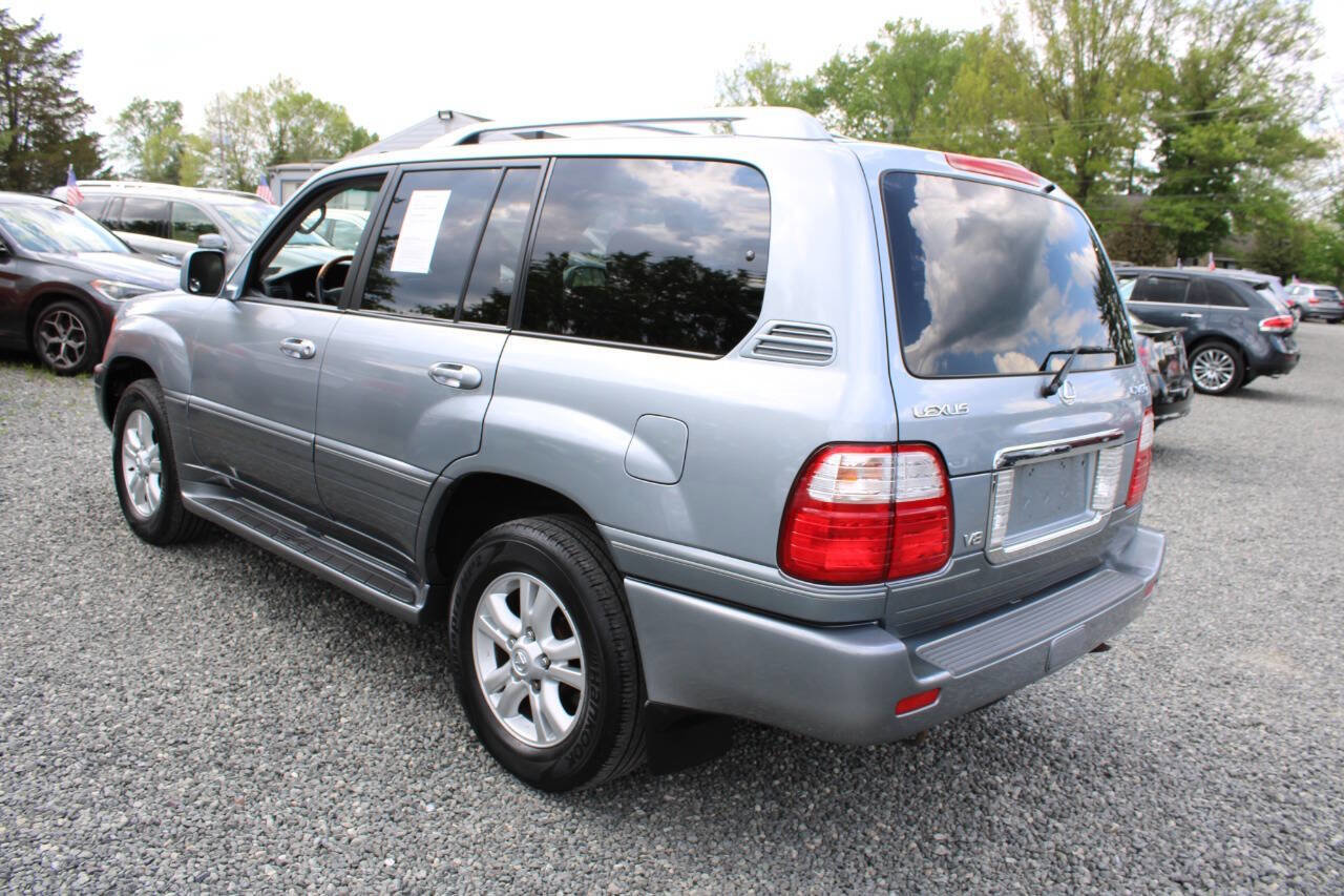 Used 2005 Lexus LX 470 4WD image 9