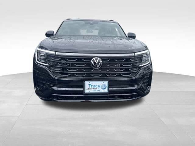 New 2026 Volkswagen Atlas Cross Sport SEL R-Line image 2