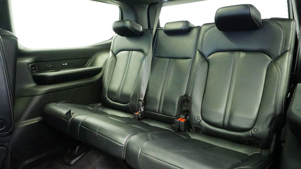 Used 2023 Jeep Wagoneer Series III w/ Premium Group I image 20