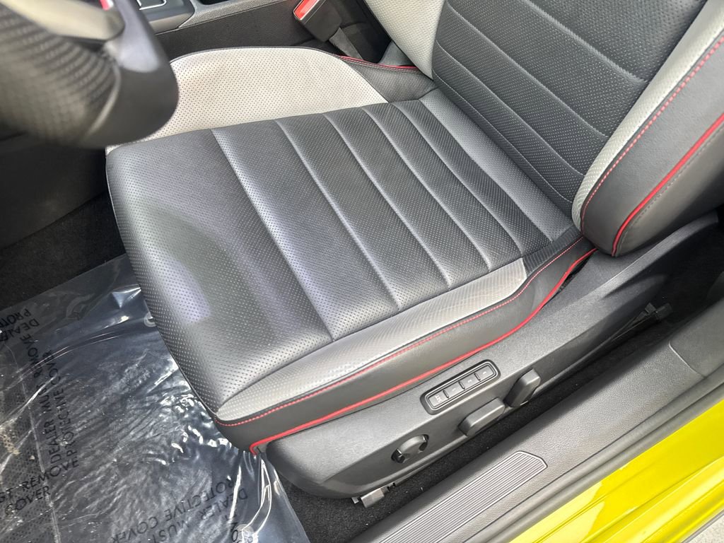 Used 2022 Volkswagen GTI Autobahn FWD image 27