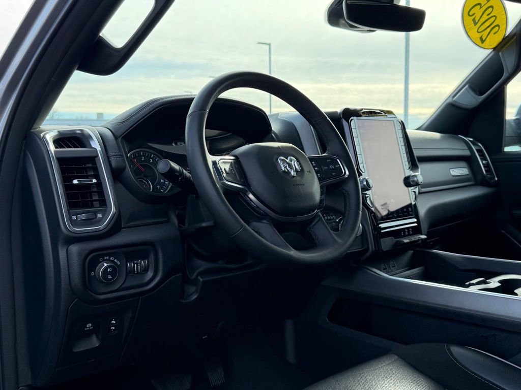 Used 2025 RAM 1500 Laramie image 12