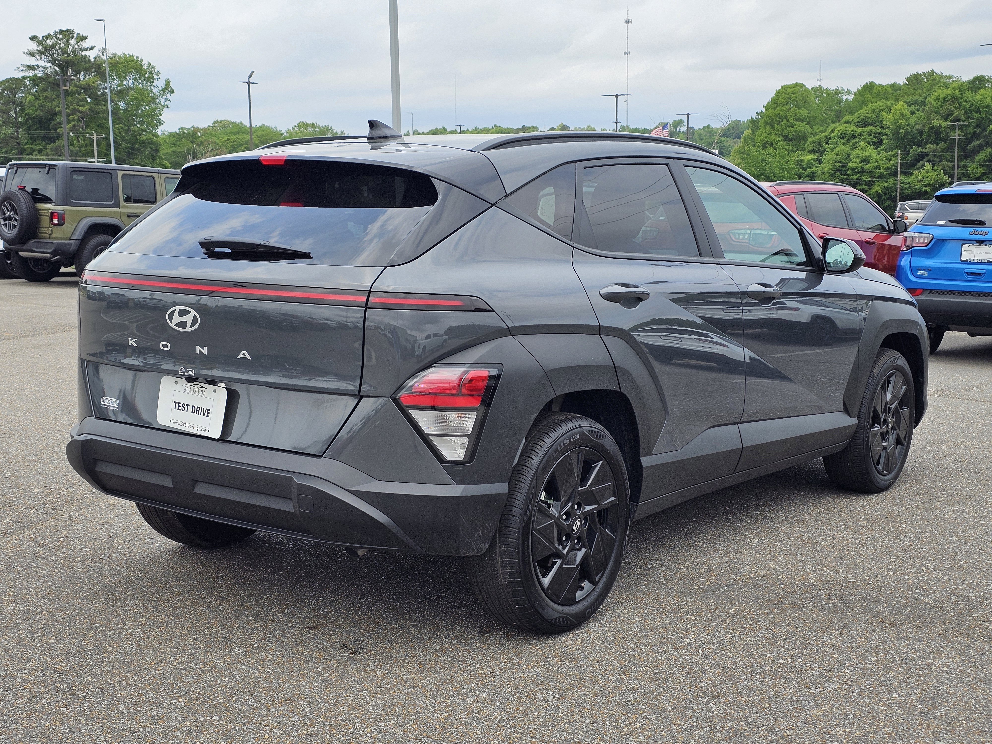 Used 2026 Hyundai Kona SEL Sport FWD image 8