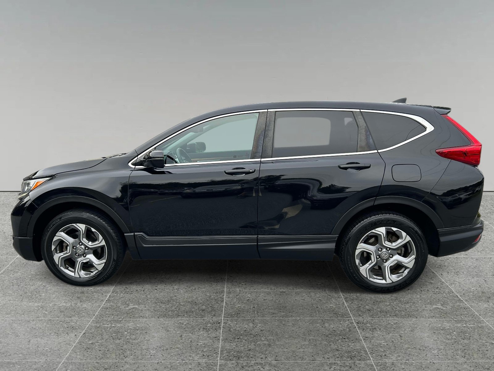Used 2017 Honda CR-V EX-L image 2