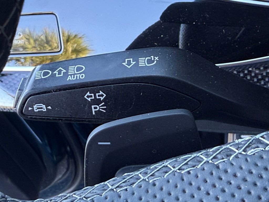 Used 2022 Audi SQ8 Prestige w/ Prestige Package image 16