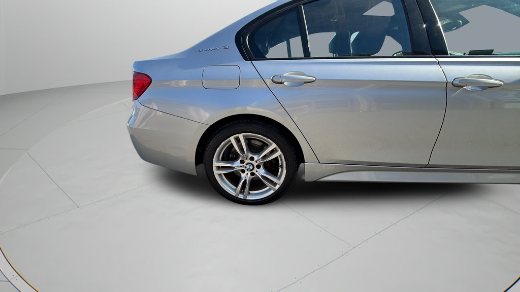 Used 2014 BMW ActiveHybrid 3 RWD image 31