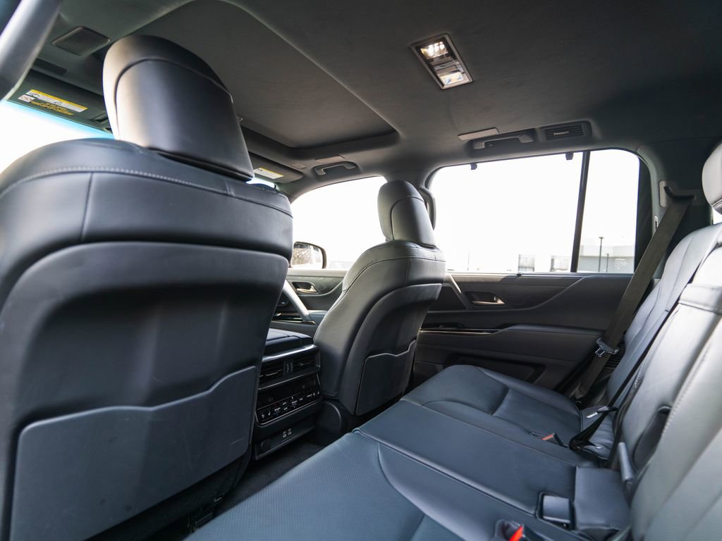 Used 2023 Lexus LX 600 4WD w/ Appearance Package image 12