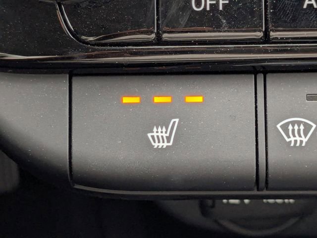 Used 2025 Hyundai Elantra SEL FWD image 24