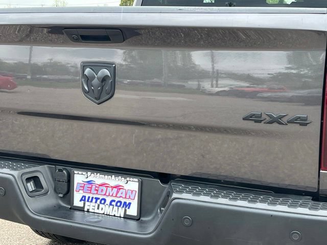 Used 2024 RAM 1500 Warlock AWD/4WD image 32