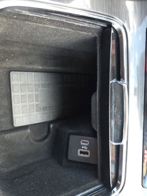 Used 2021 Lincoln Nautilus Reserve image 30