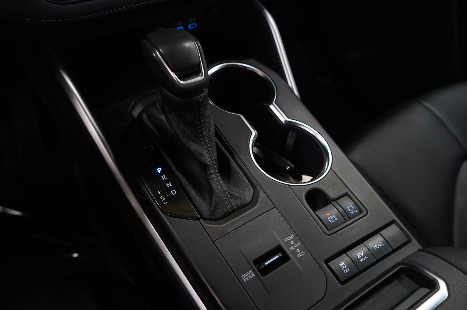 Used 2022 Toyota Highlander XLE image 19