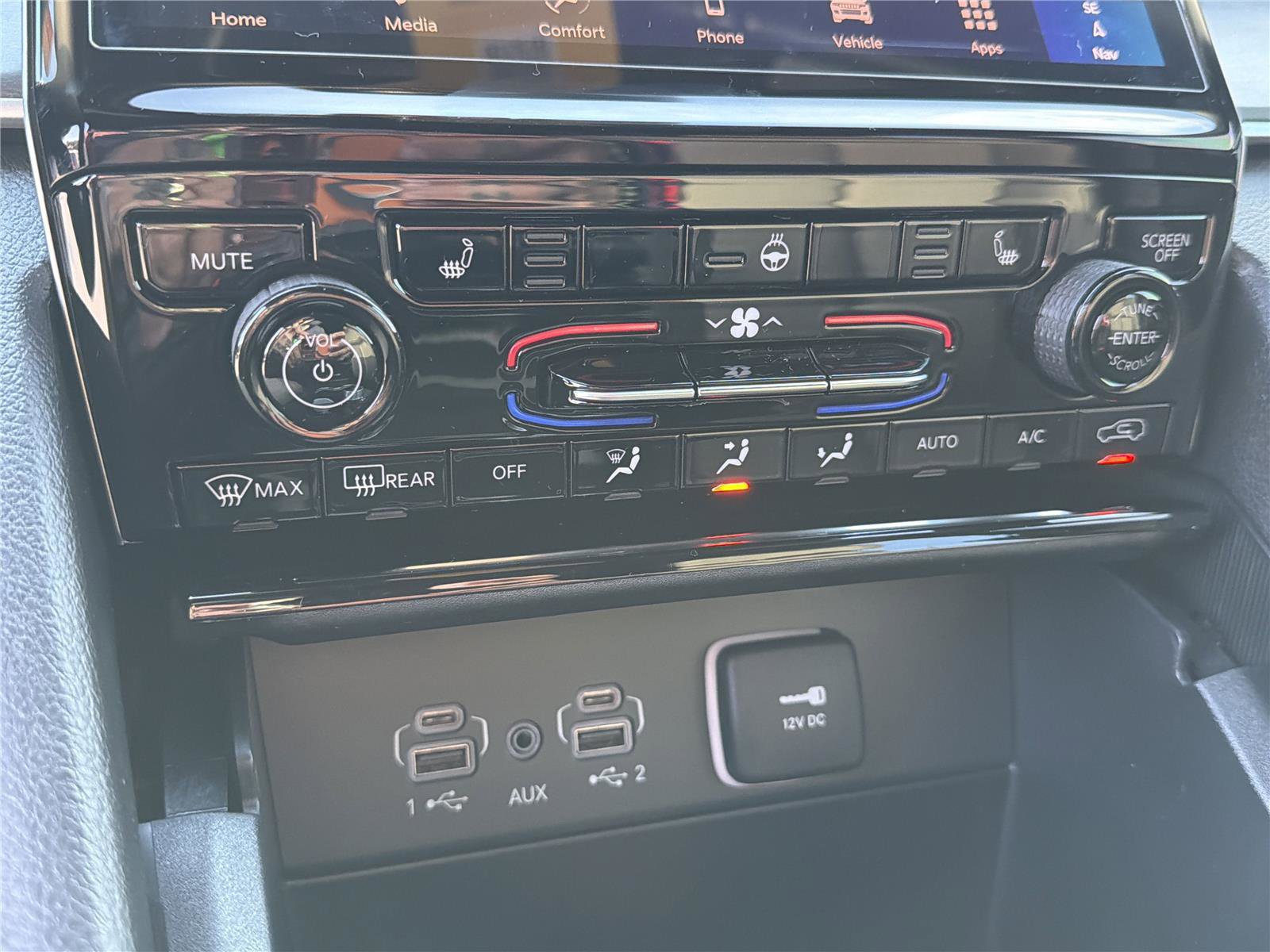 New 2025 Jeep Grand Cherokee L Limited w/ Black Appearance Package image 35
