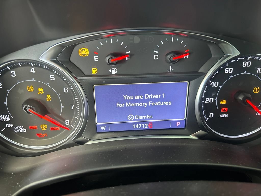Used 2023 GMC Terrain SLT AWD/4WD image 4