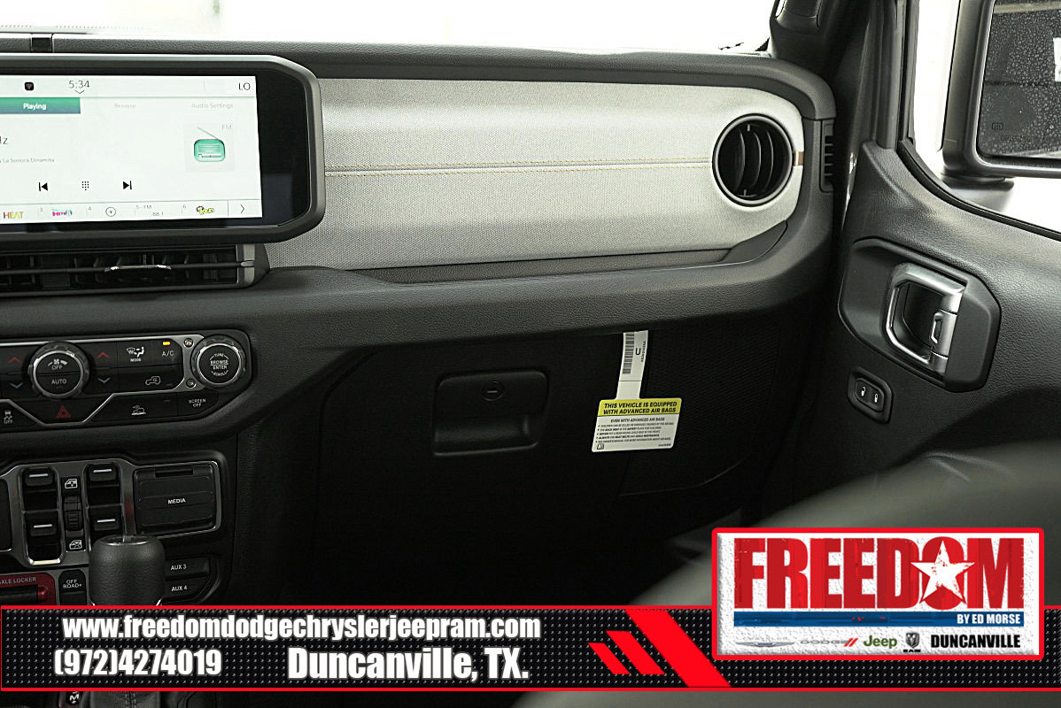 New 2025 Jeep Gladiator Sport AWD/4WD image 40