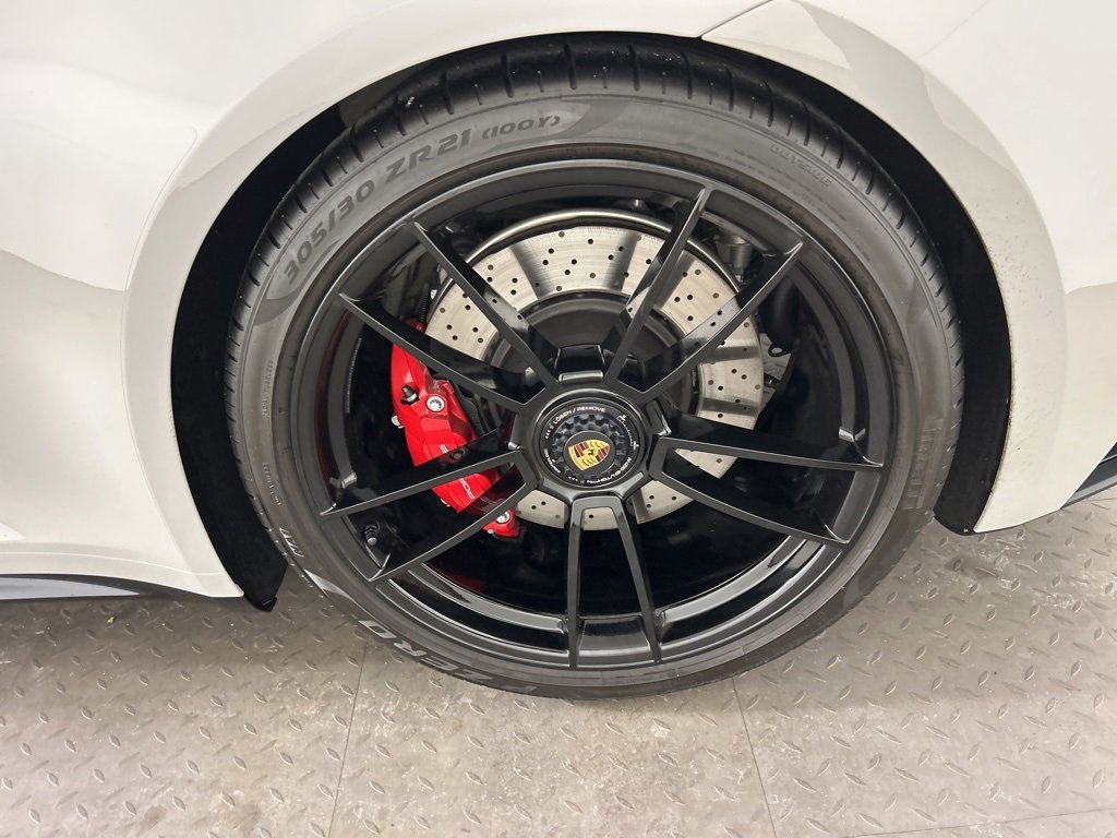 Certified 2024 Porsche 911 Carrera 4 GTS image 15