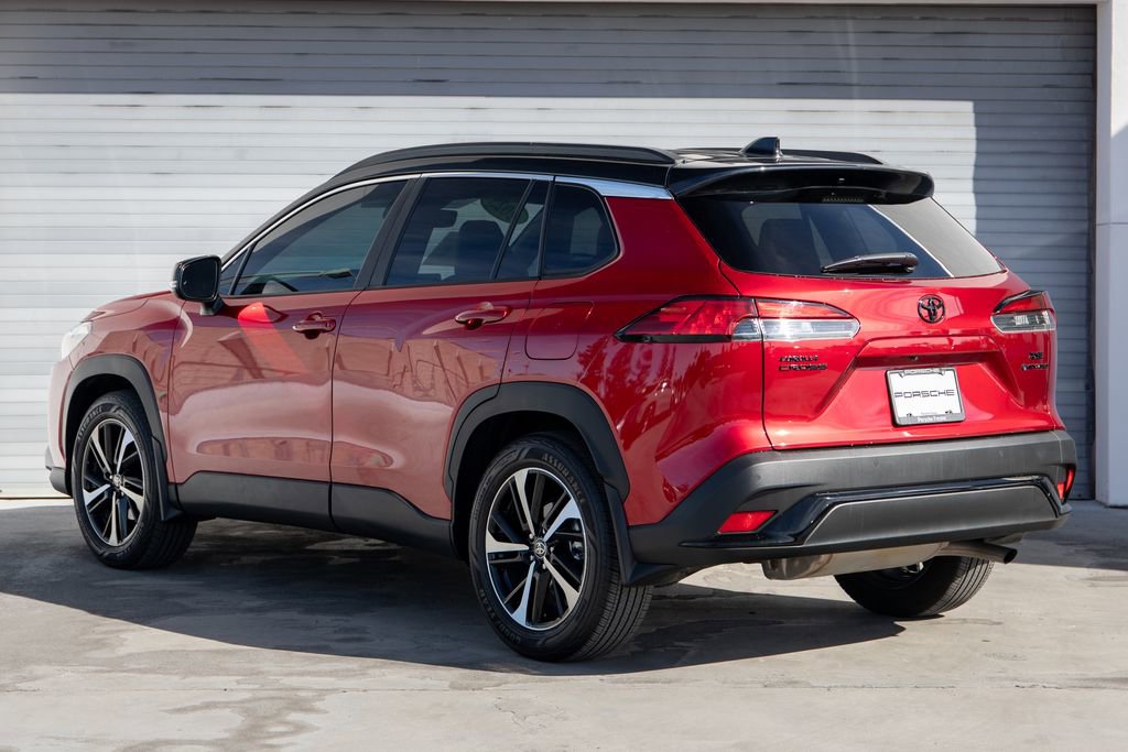 Used 2025 Toyota Corolla Cross AWD Hybrid w/ Convenience Package image 7