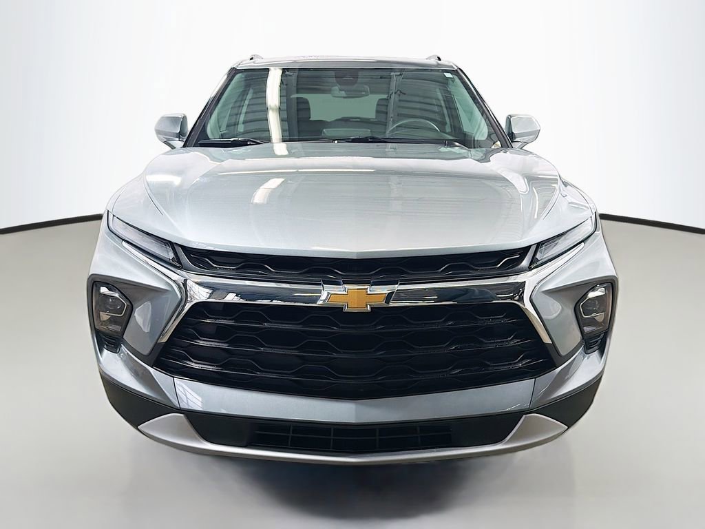 Used 2024 Chevrolet Blazer LT w/ Convenience Package image 3