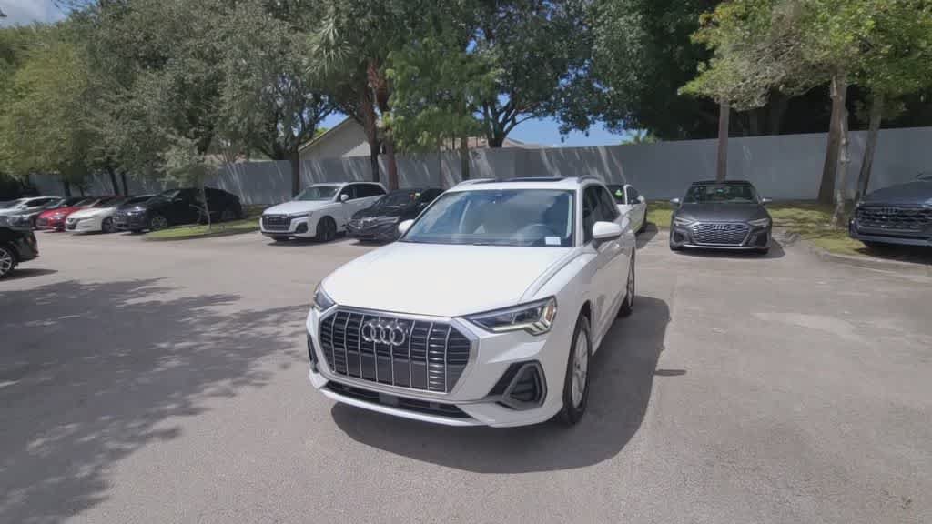 Used 2025 Audi Q3 2.0T Premium AWD/4WD image 3