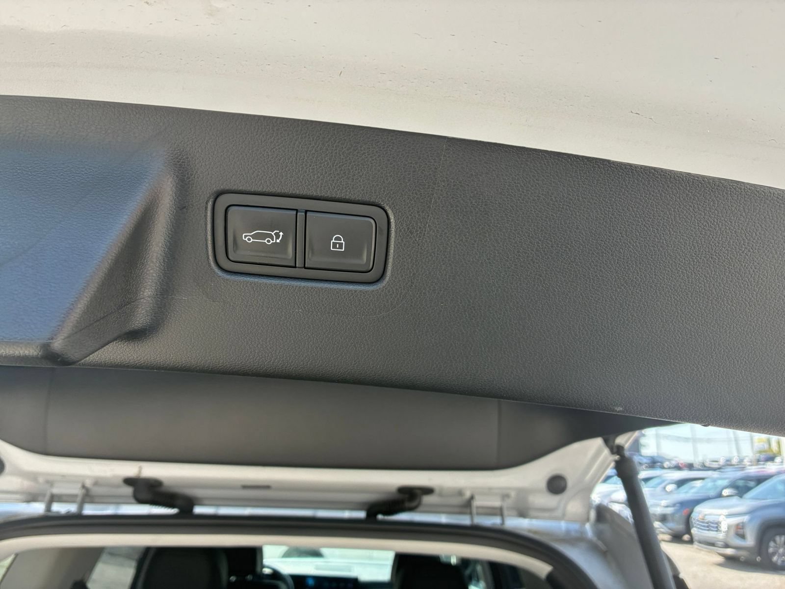 Used 2026 Hyundai Santa Fe SEL FWD image 19