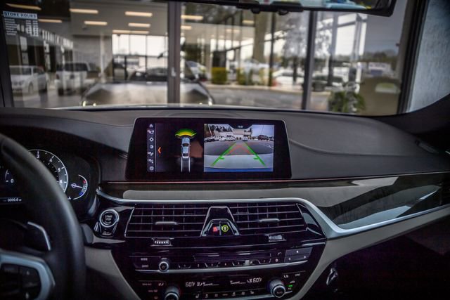 Used 2018 BMW 540i image 25