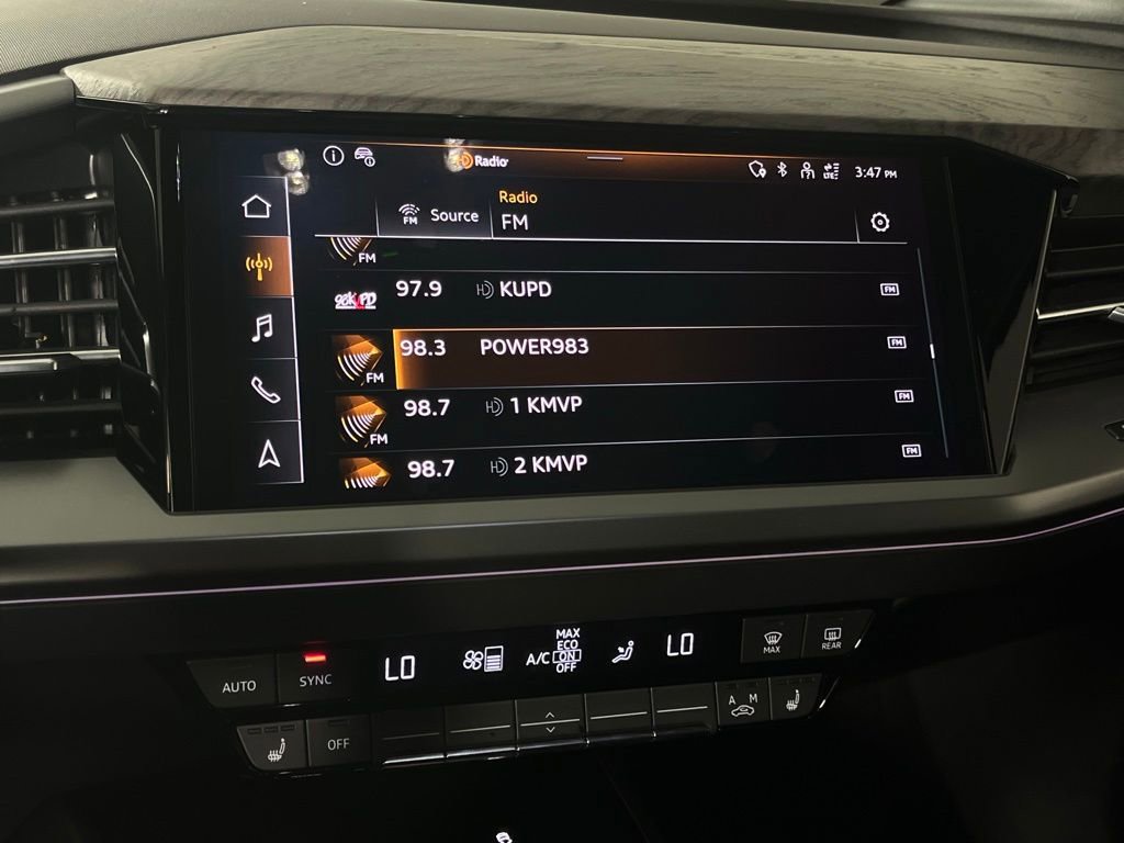 Used 2024 Audi Q4 e-tron Premium Plus w/ Premium Plus image 14