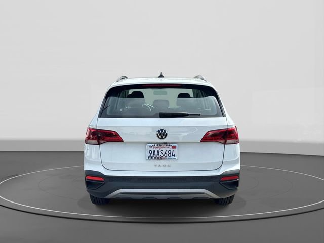 Certified 2022 Volkswagen Taos S image 4