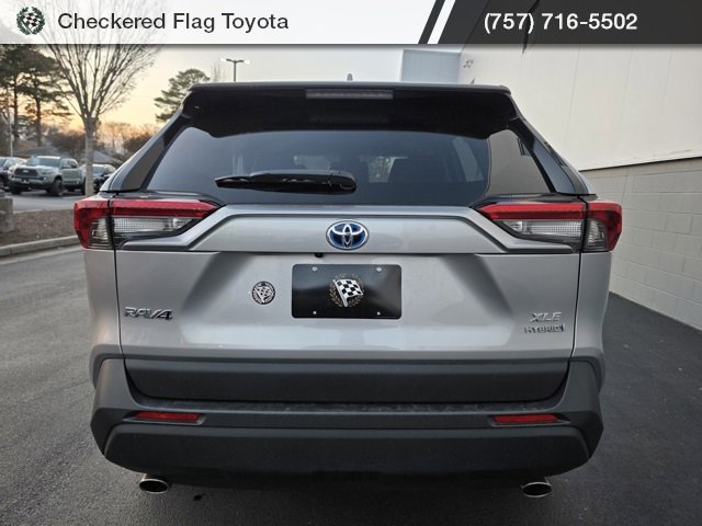 Used 2024 Toyota RAV4 XLE Premium image 6