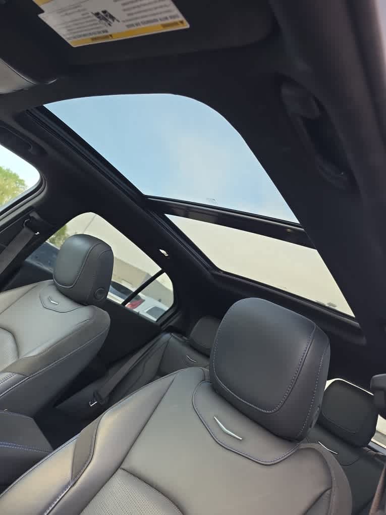 Used 2024 Cadillac XT4 Sport AWD/4WD image 8