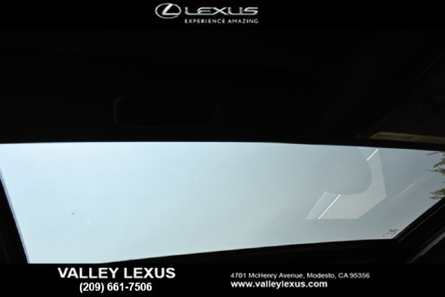 Used 2023 Lexus ES 300h w/ Premium Package FWD image 6