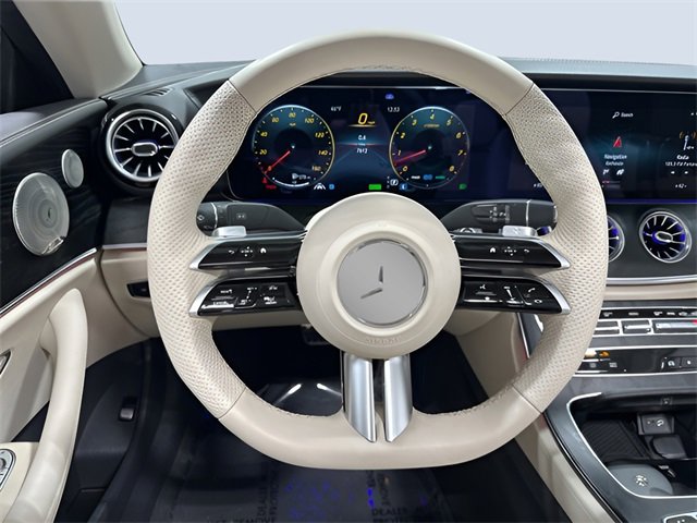 Used 2023 Mercedes-Benz E 450 4MATIC Cabriolet image 19