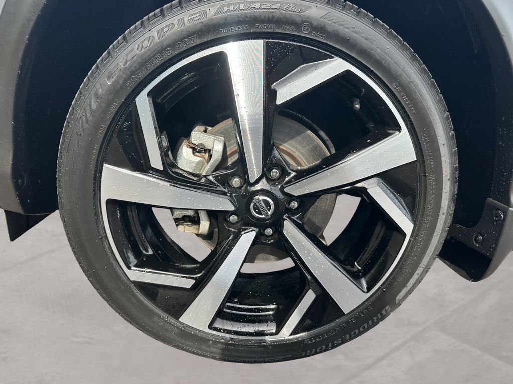 Used 2022 Nissan Rogue Sport SL w/ Premium Package AWD/4WD image 14