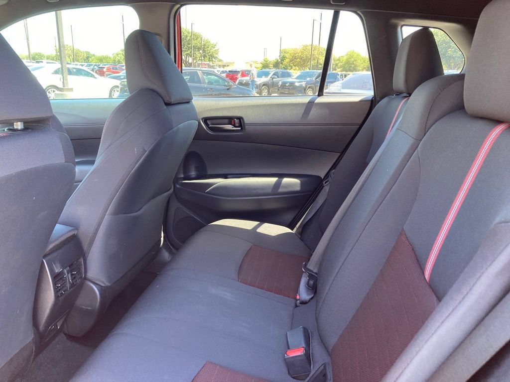 Used 2024 Toyota Corolla Cross AWD Hybrid image 11