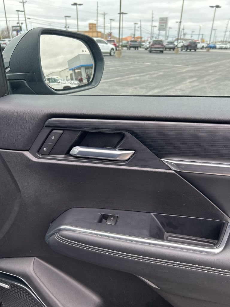 Used 2025 GMC Acadia Elevation FWD image 65