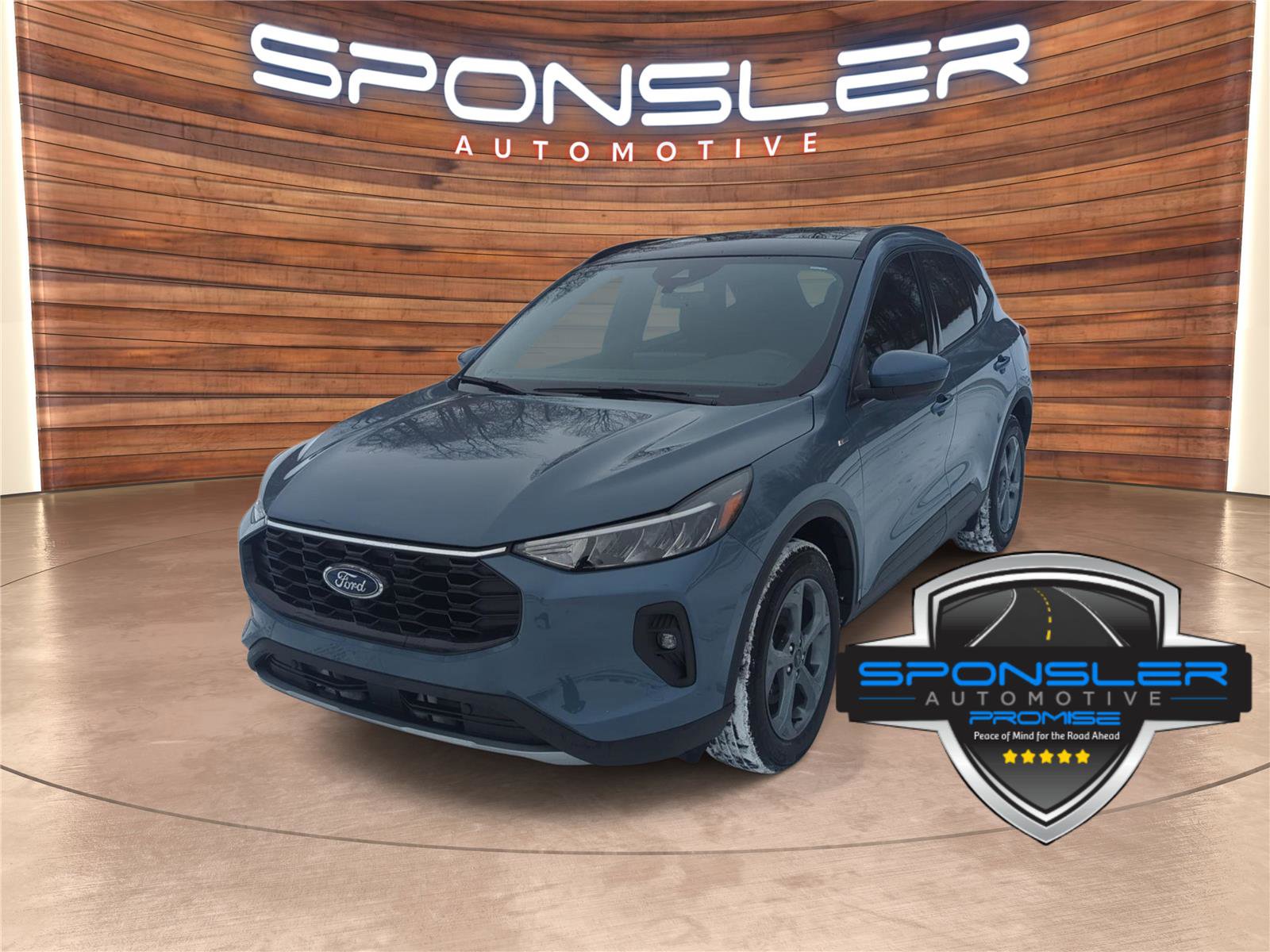 Used 2025 Ford Escape ST-Line Elite w/ Tech Pack #2 image 1