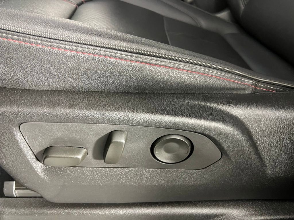 Used 2025 Chevrolet Tahoe RST image 23