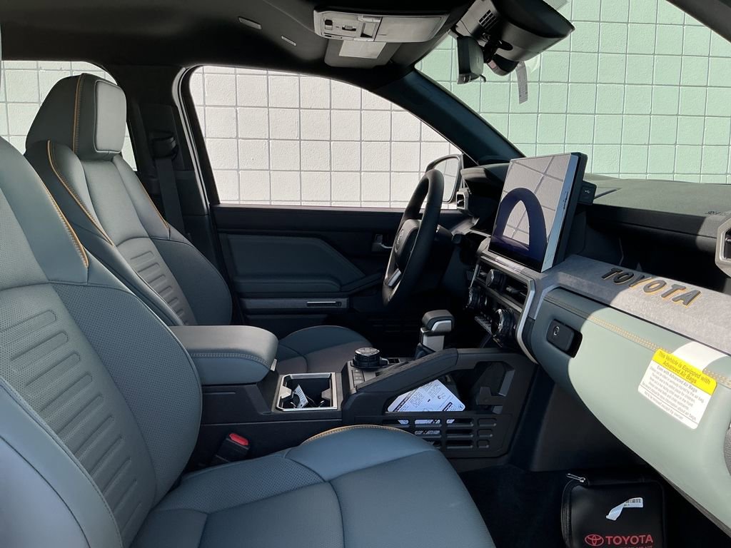 New 2025 Toyota Tacoma Trailhunter image 32