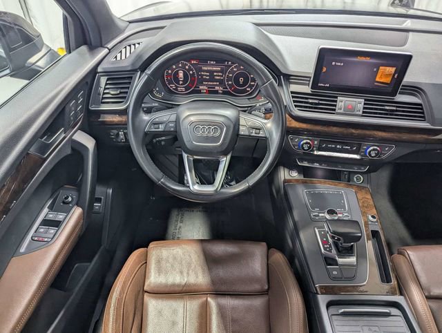 Used 2020 Audi Q5 2.0T Premium Plus w/ Premium Plus Package AWD/4WD image 7
