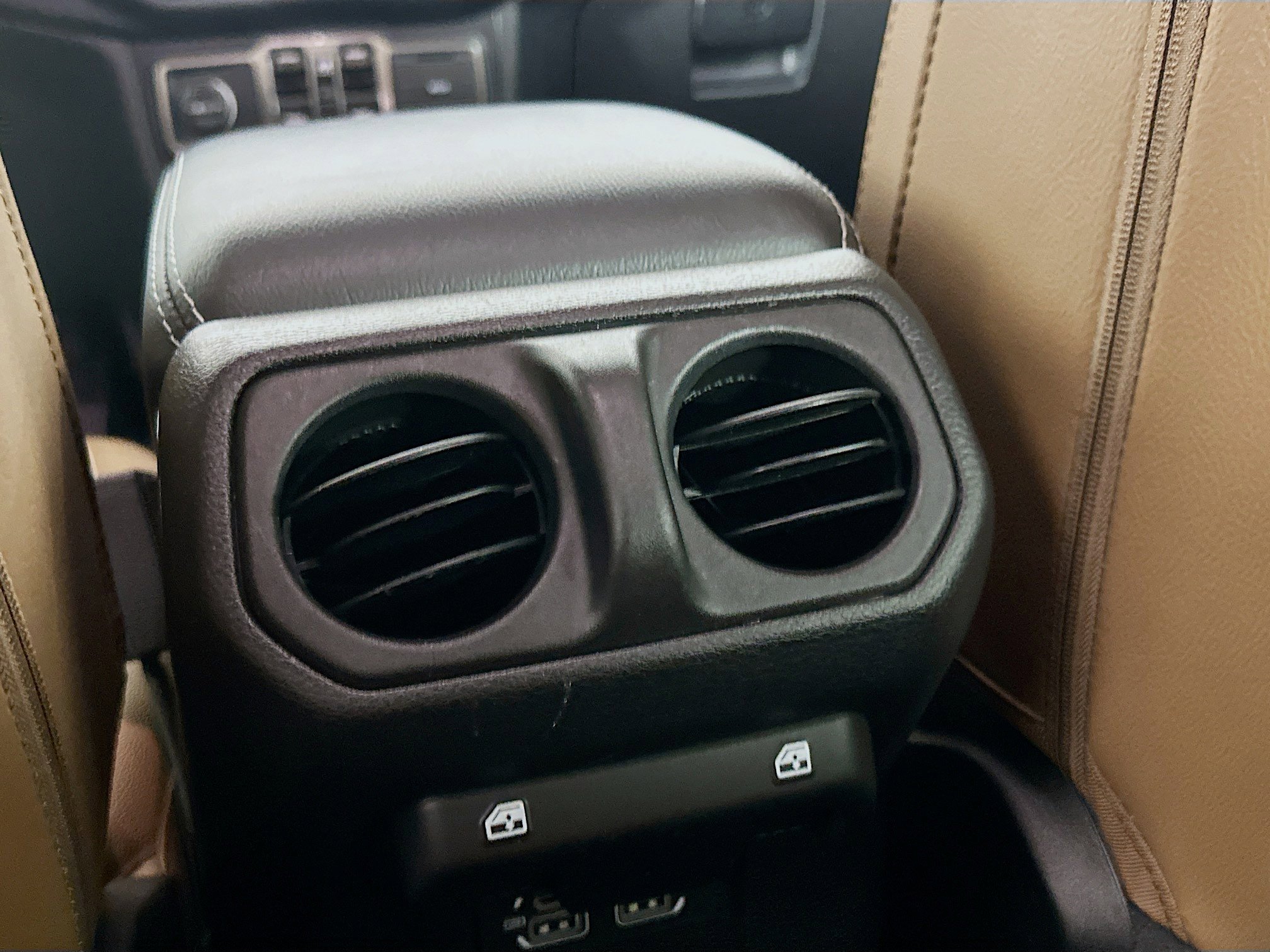 Used 2023 Jeep Wrangler Sahara w/ Cold Weather Group image 26