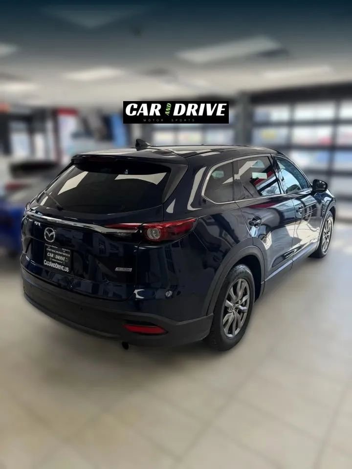 Used 2018 MAZDA CX-9 Touring w/ Touring Premium Package image 4