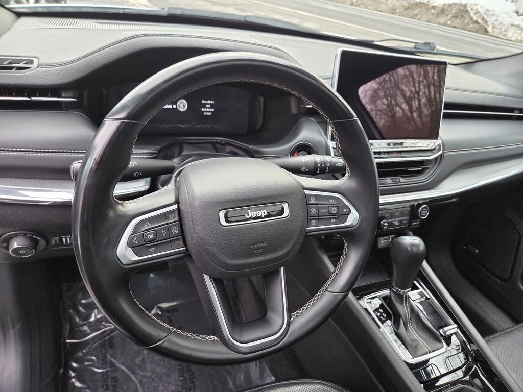 Used 2022 Jeep Compass High Altitude AWD/4WD image 13
