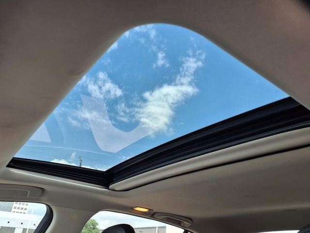 Used 2016 INFINITI Q50 Premium w/ 2.0T Premium Plus Package image 9