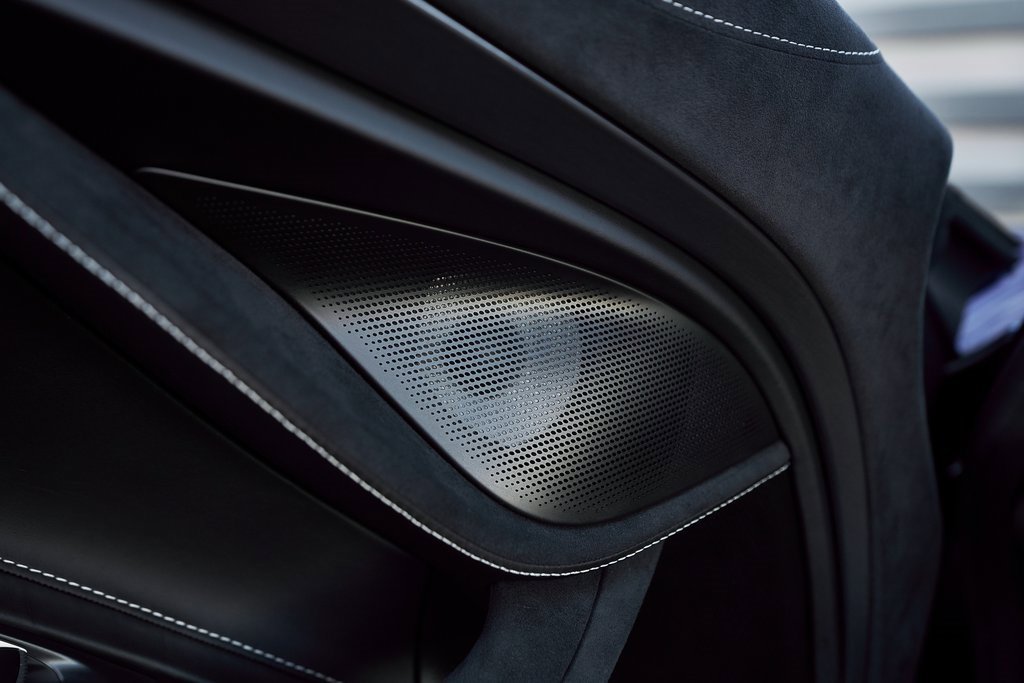 Used 2026 McLaren 750S Spider image 33